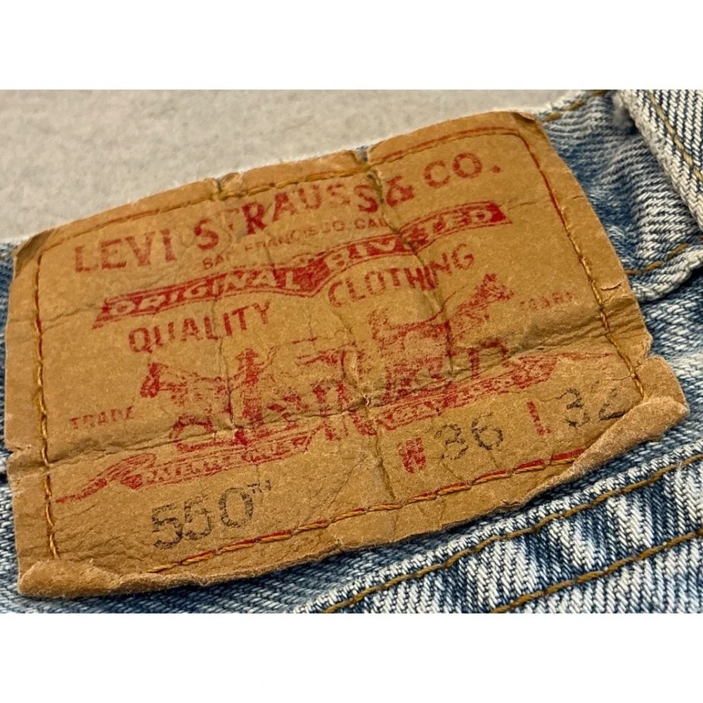 Levi's Y2K 550 Relaxed Fit Tapered Leg Light Wash Denim Jeans Mens 36x32